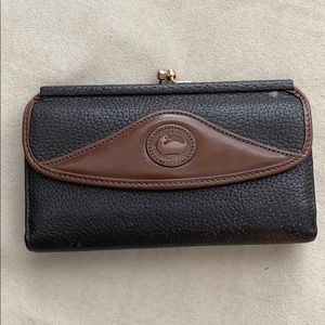 Dooney & Bourke wallet/clutch